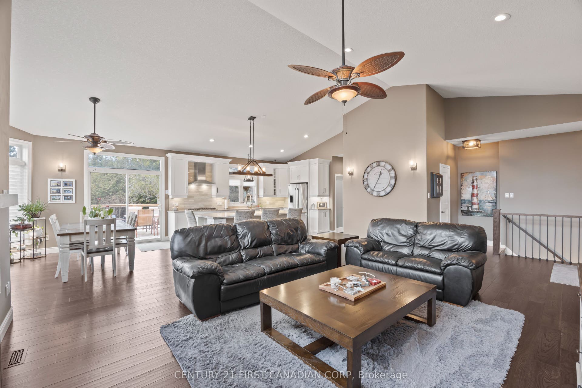 10159 Meadowlily Crescent, Lambton Shores, Lambton ON N0M 1T0