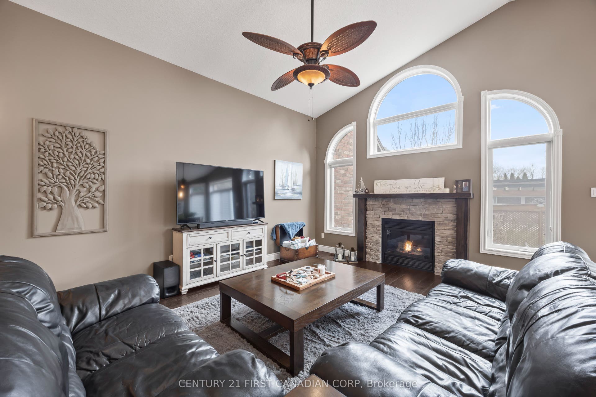 10159 Meadowlily Crescent, Lambton Shores, Lambton ON N0M 1T0