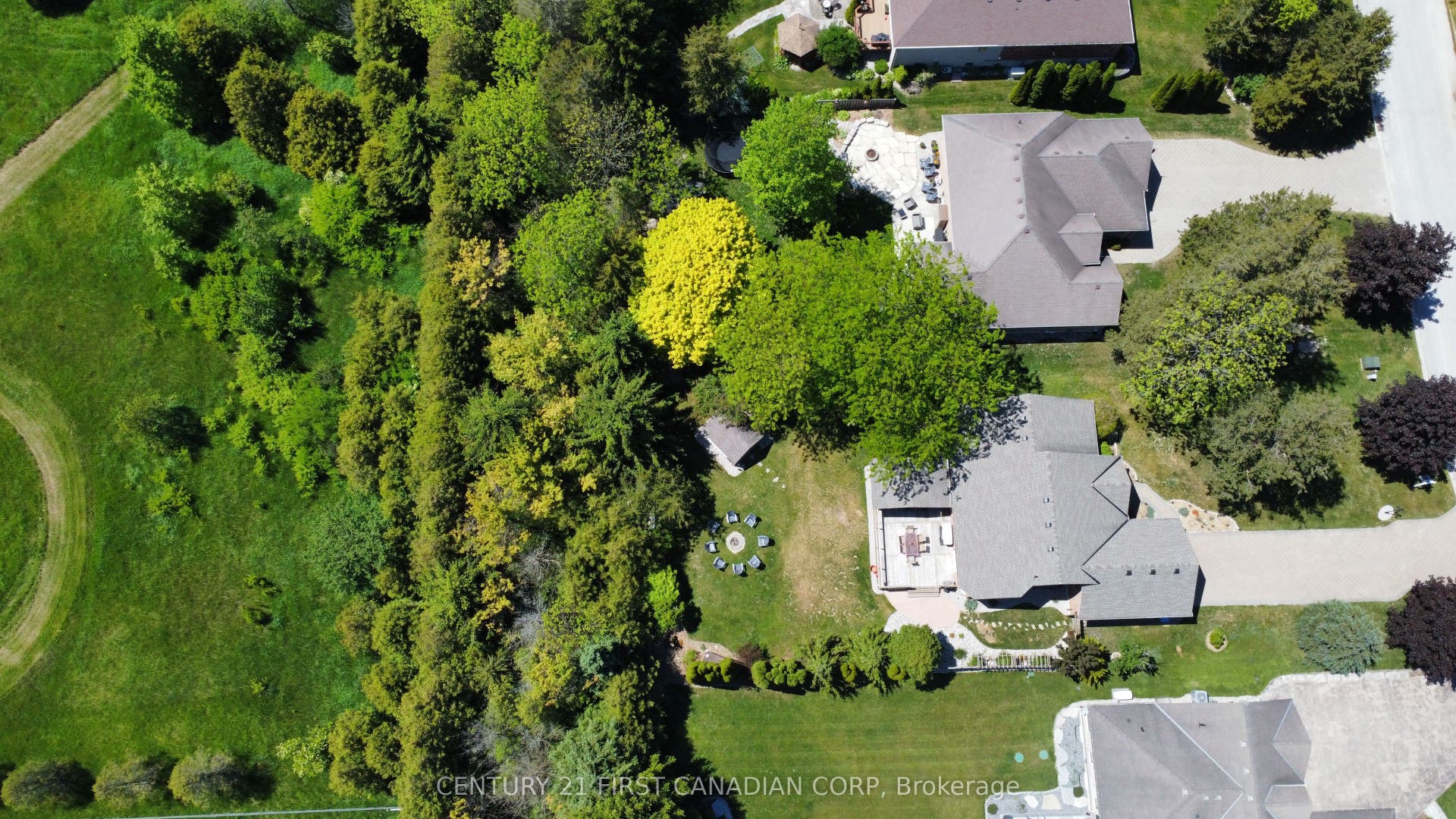 10159 Meadowlily Crescent, Lambton Shores, Lambton ON N0M 1T0