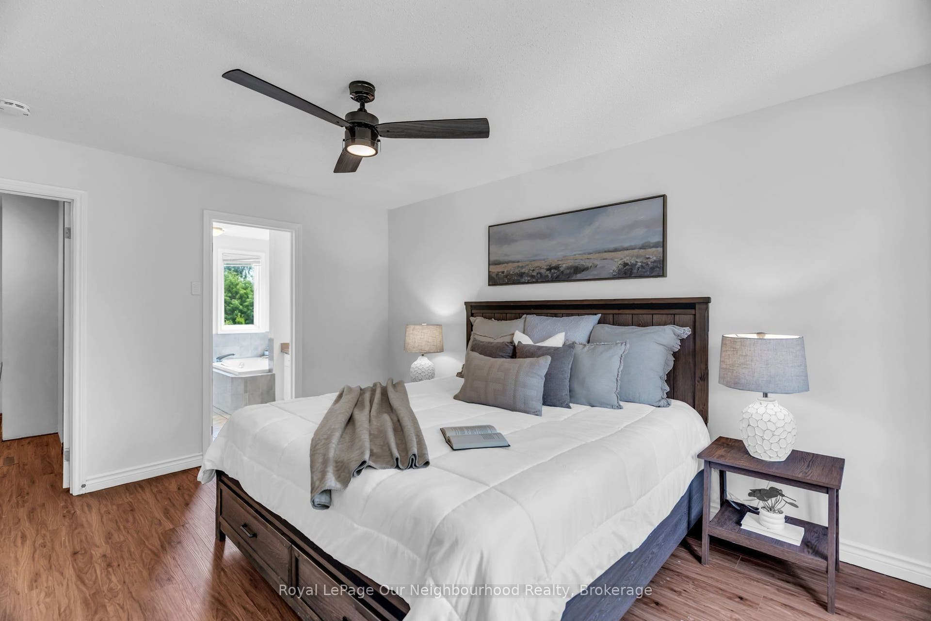 135 Kanata Crescent, London South, Middlesex ON N6J 4S1