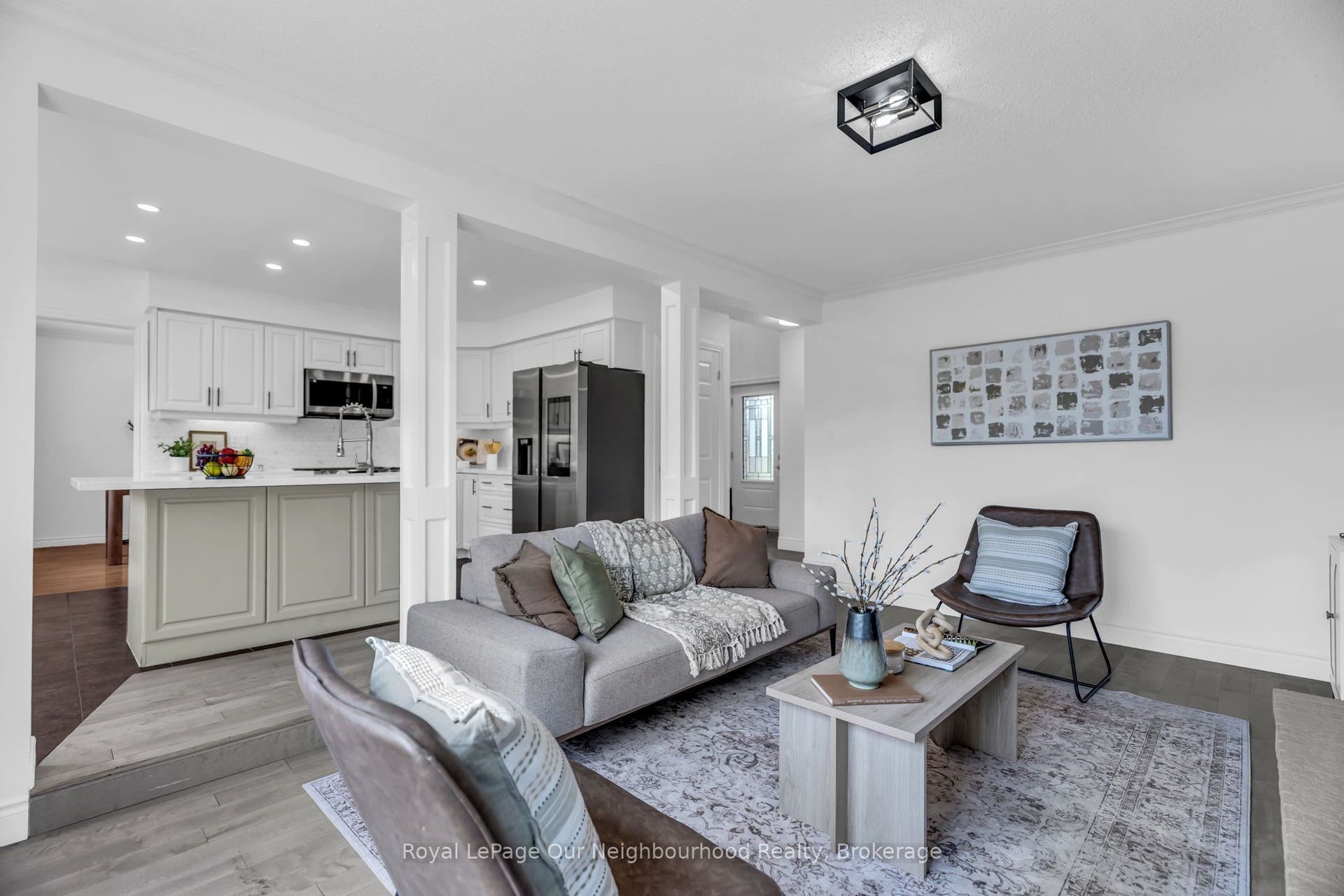 135 Kanata Crescent, London South, Middlesex ON N6J 4S1