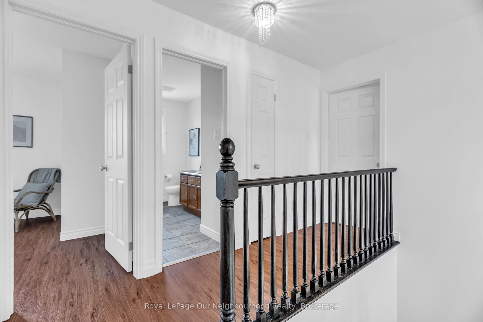 135 Kanata Crescent, London South, Middlesex ON N6J 4S1