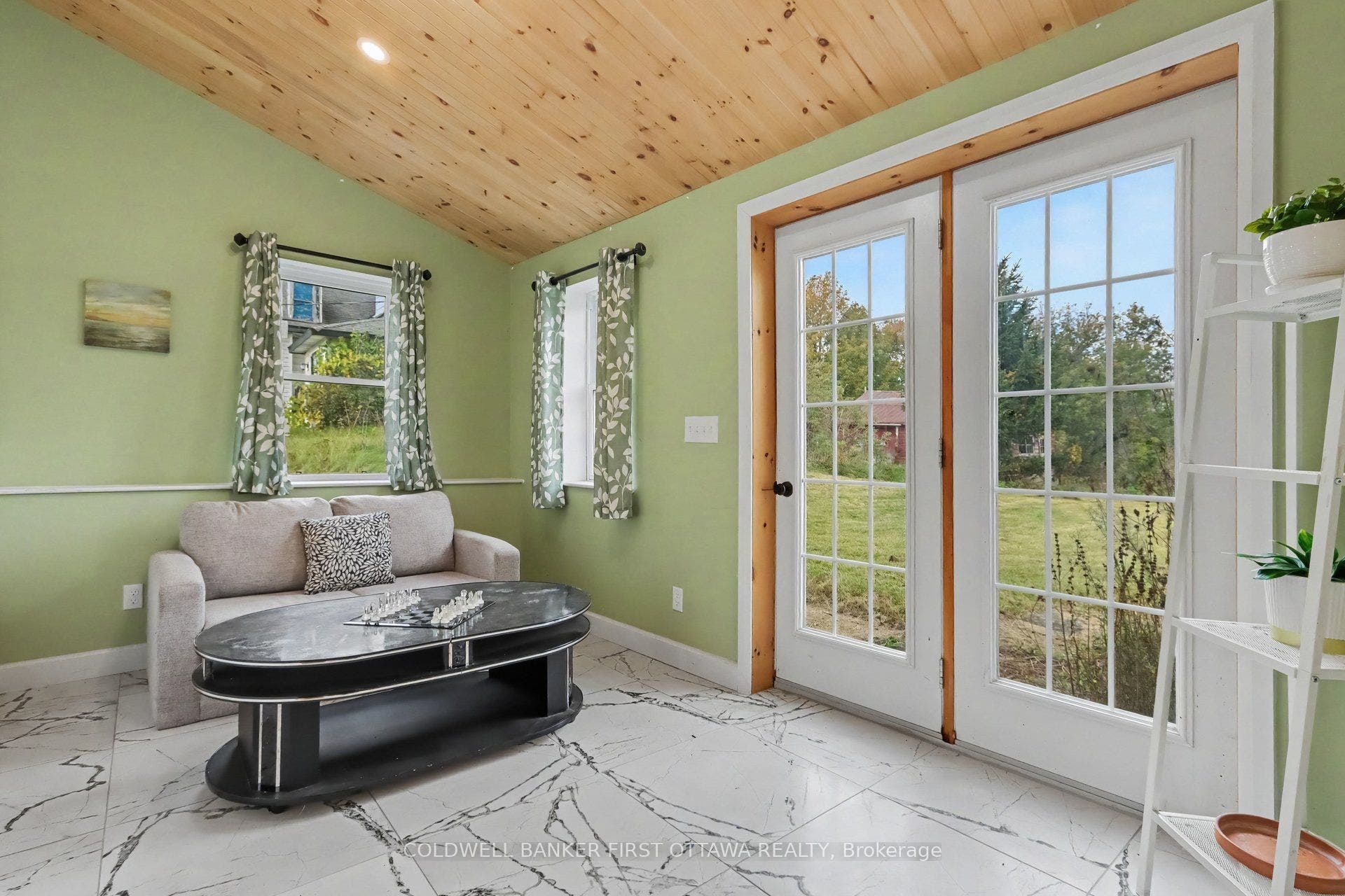 42 Main Street, Rideau Lakes, Leeds And Grenville ON K0G 1E0