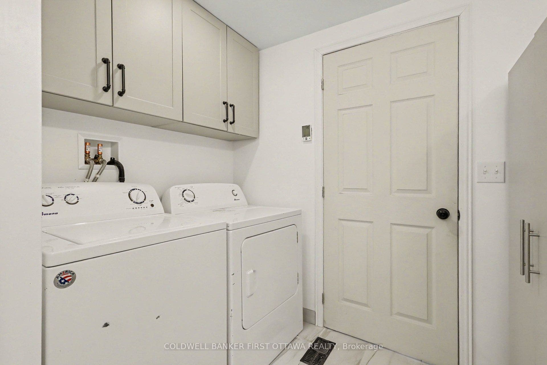 42 Main Street, Rideau Lakes, Leeds And Grenville ON K0G 1E0