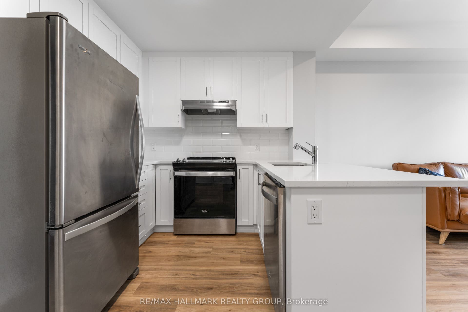1350 Hemlock Road, #411, Manor Park - Cardinal Glen And Area, Ottawa ON K1K 5C2 1350 Hemlock Road, #411, Manor Park - Cardinal Glen And Area, Ottawa ON K1K 5C2