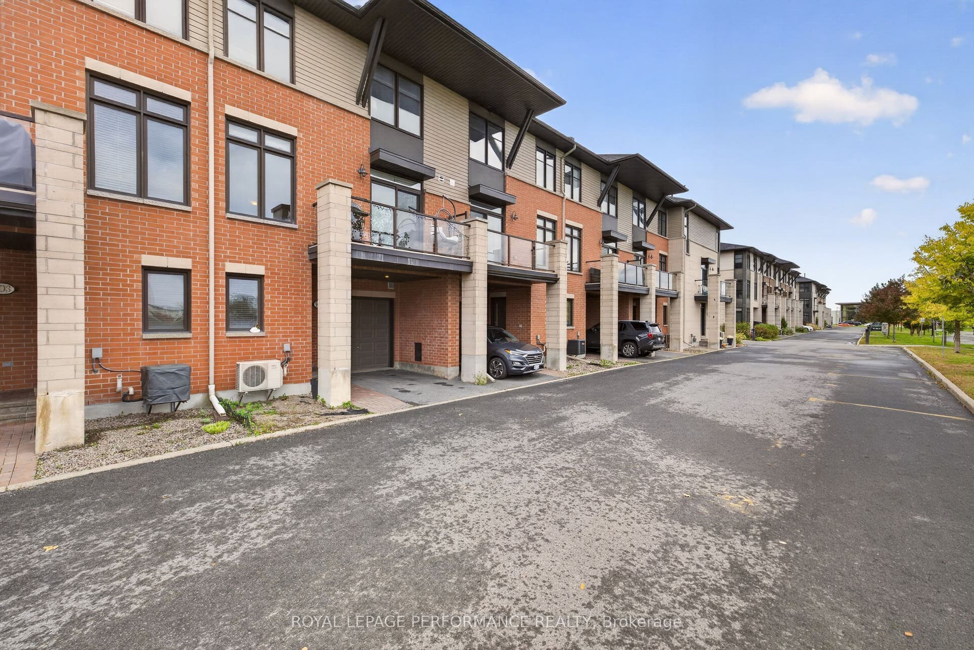 105 Chaperal Private, Orleans - Cumberland And Area, Ottawa ON K4A 0Y2 105 Chaperal Private, Orleans - Cumberland And Area, Ottawa ON K4A 0Y2