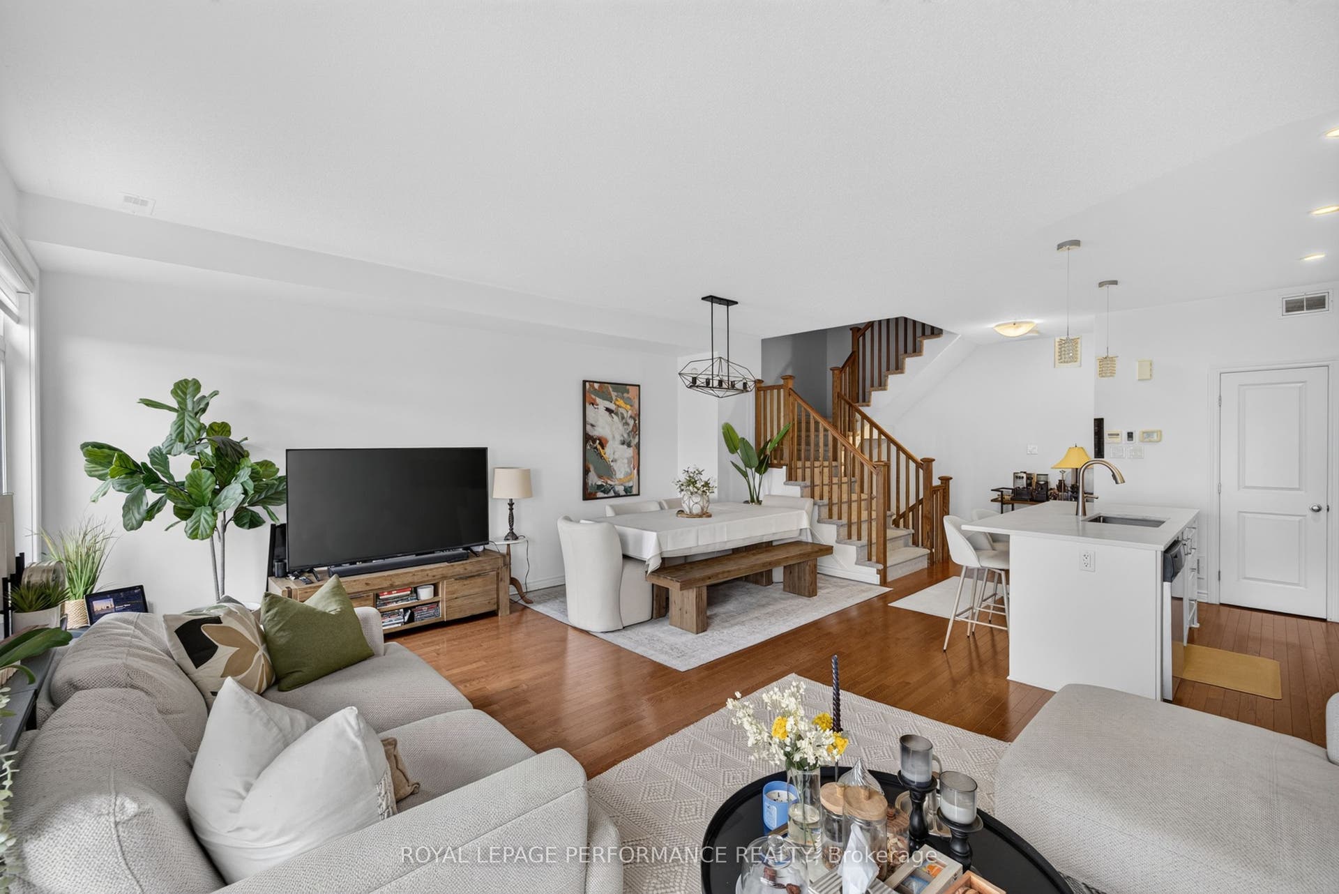 105 Chaperal Private, Orleans - Cumberland And Area, Ottawa ON K4A 0Y2 105 Chaperal Private, Orleans - Cumberland And Area, Ottawa ON K4A 0Y2