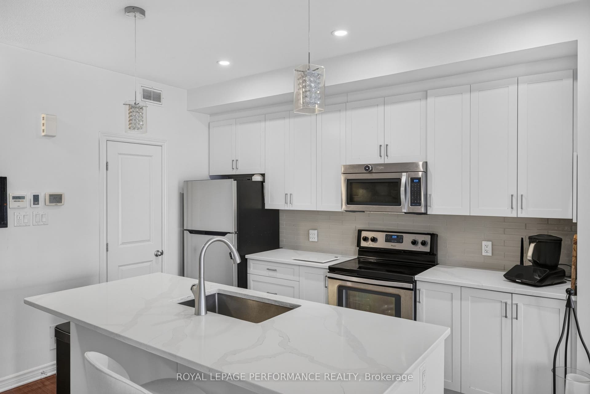105 Chaperal Private, Orleans - Cumberland And Area, Ottawa ON K4A 0Y2 105 Chaperal Private, Orleans - Cumberland And Area, Ottawa ON K4A 0Y2