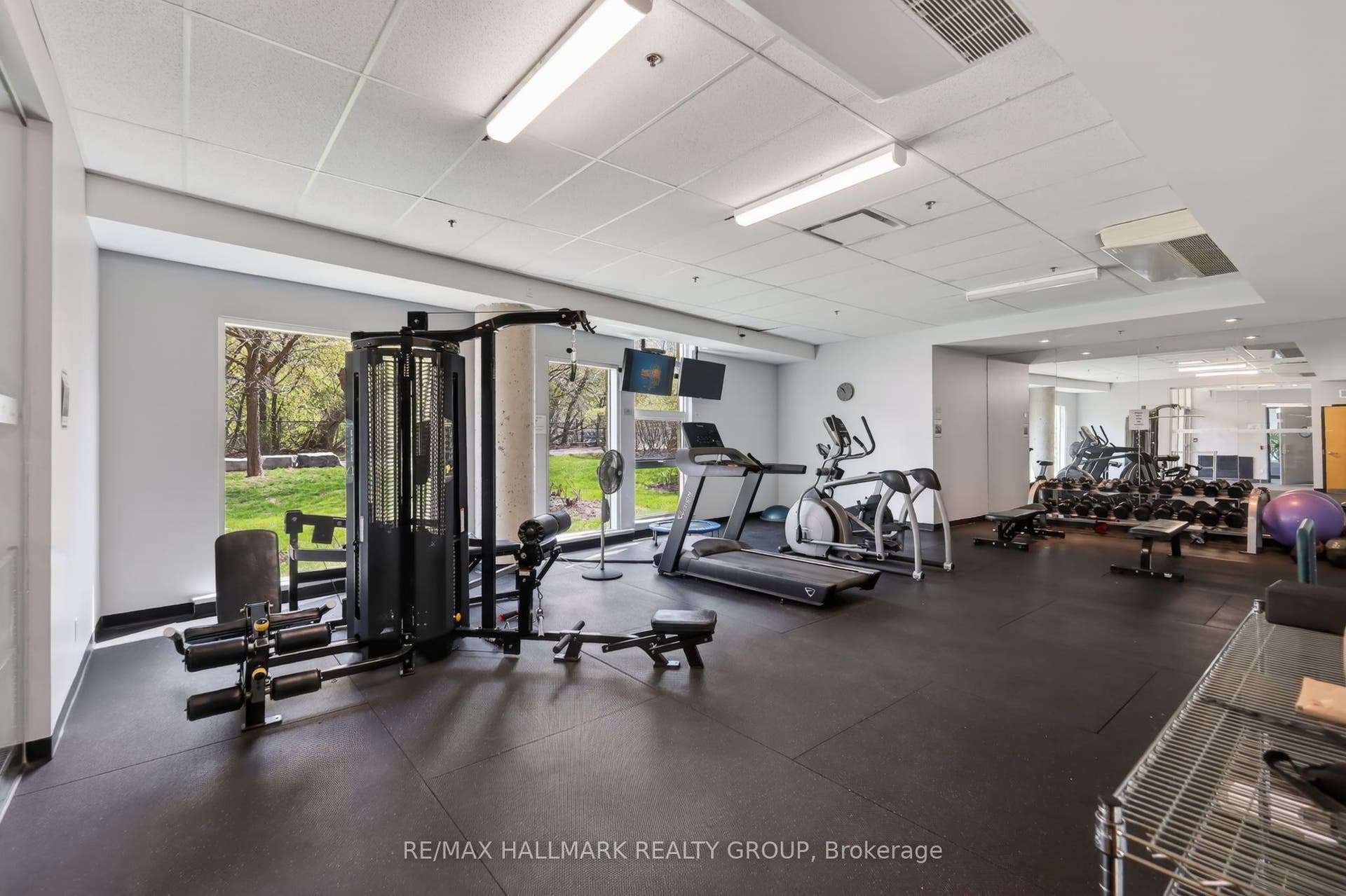 250 Lett Street, #405, West Centre Town, Ottawa ON K1R 0A8