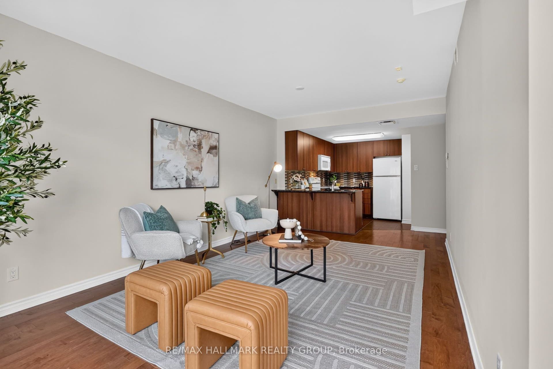 250 Lett Street, #405, West Centre Town, Ottawa ON K1R 0A8