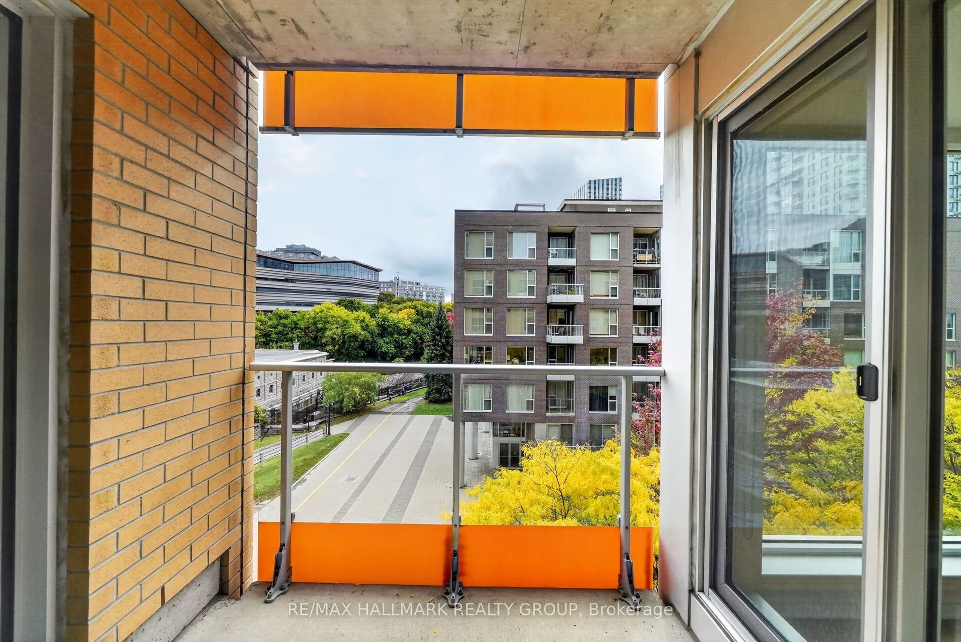 250 Lett Street, #405, West Centre Town, Ottawa ON K1R 0A8