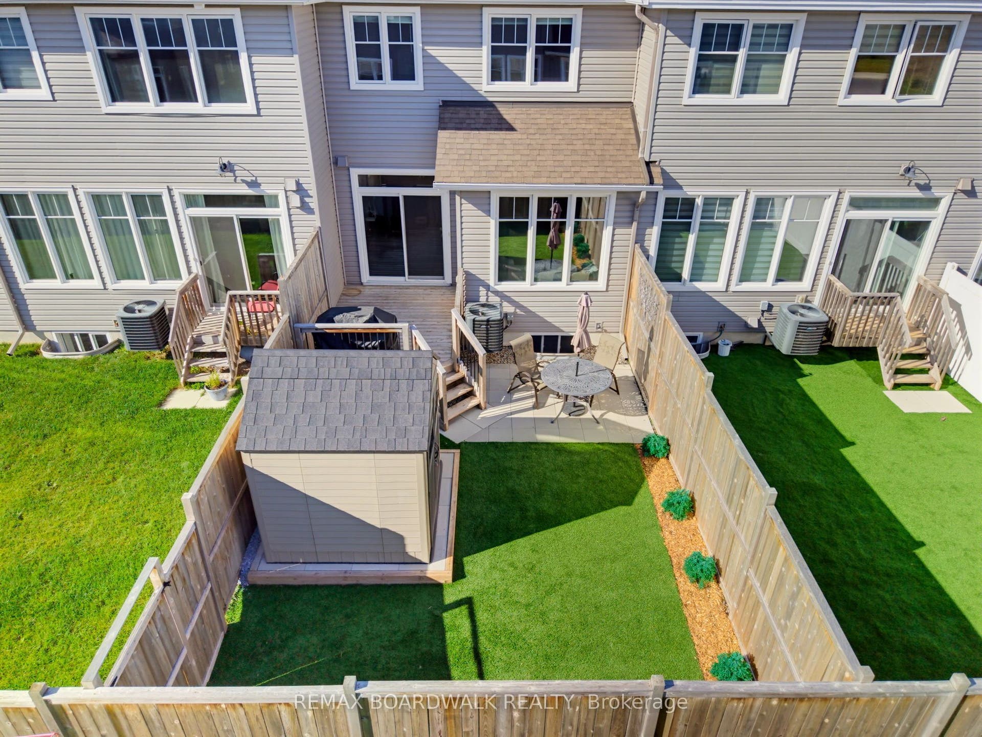 322 Cosanti Drive, Stittsville - Munster - Richmond, Ottawa ON K2S 2W6 322 Cosanti Drive, Stittsville - Munster - Richmond, Ottawa ON K2S 2W6