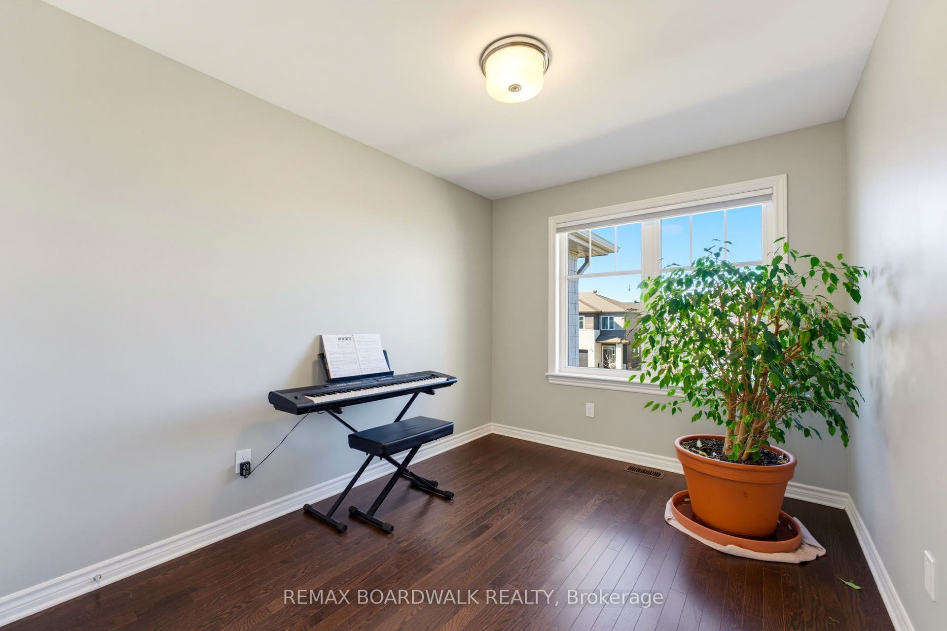 322 Cosanti Drive, Stittsville - Munster - Richmond, Ottawa ON K2S 2W6 322 Cosanti Drive, Stittsville - Munster - Richmond, Ottawa ON K2S 2W6