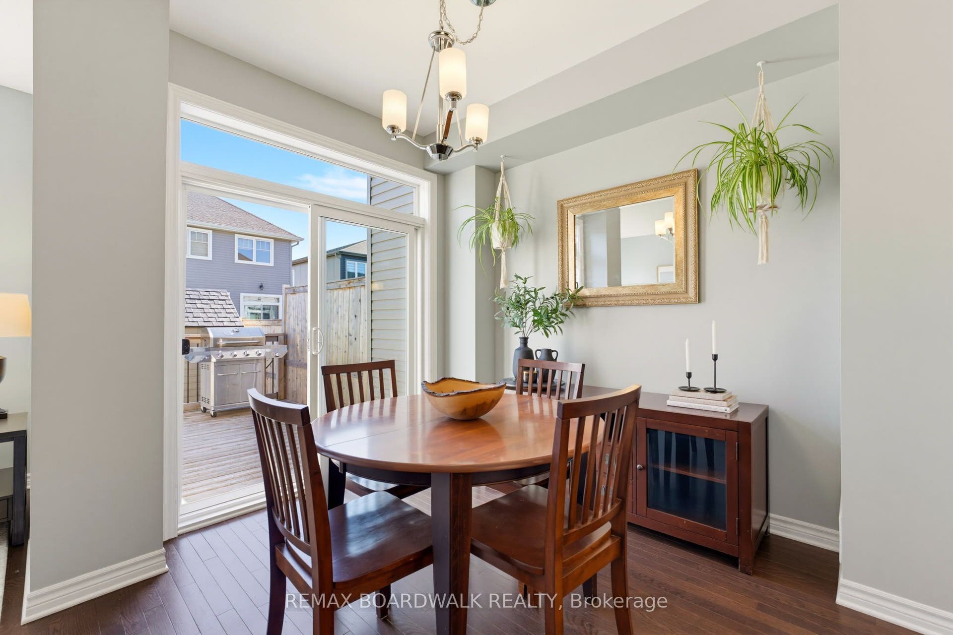 322 Cosanti Drive, Stittsville - Munster - Richmond, Ottawa ON K2S 2W6 322 Cosanti Drive, Stittsville - Munster - Richmond, Ottawa ON K2S 2W6