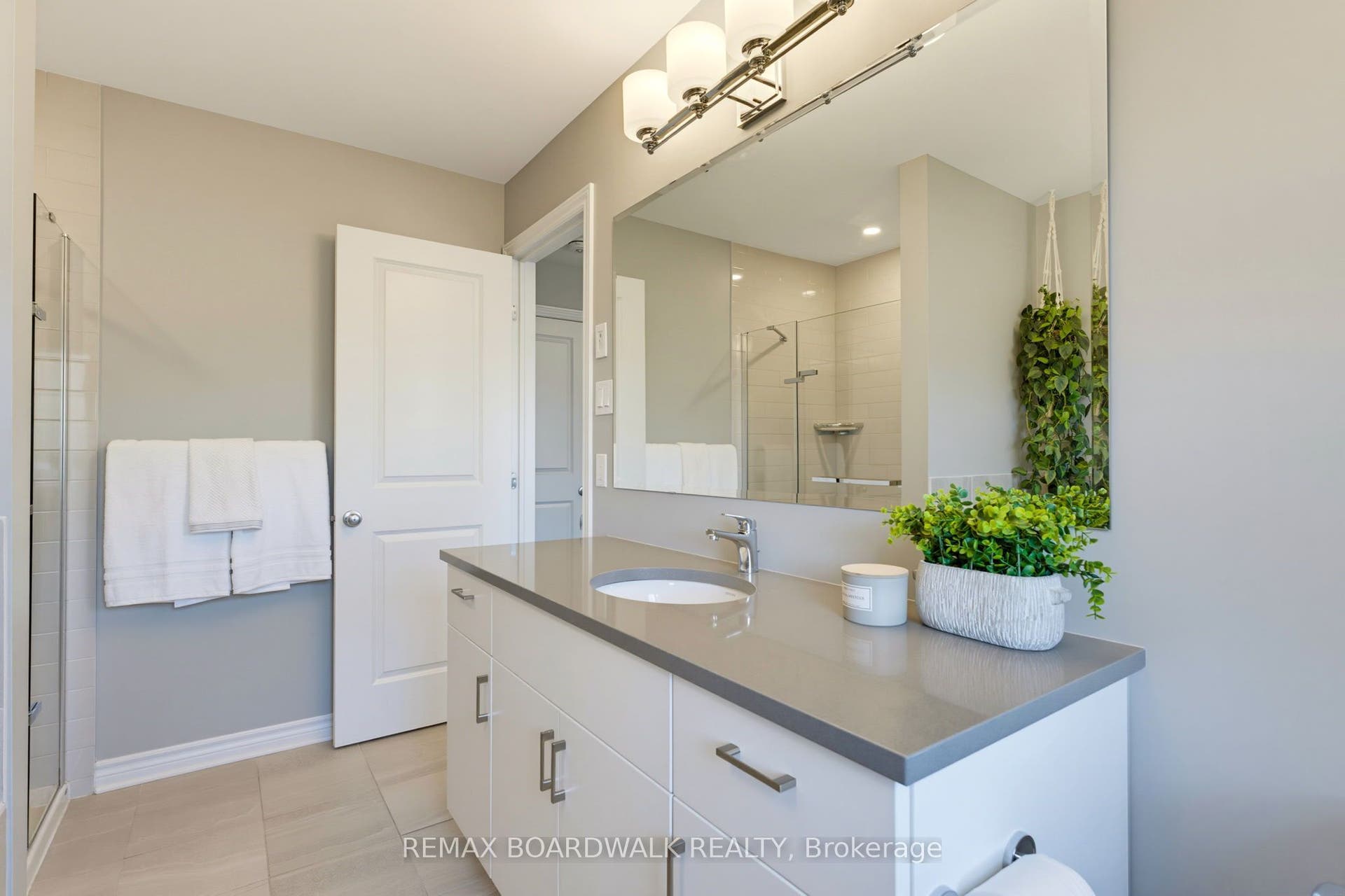 322 Cosanti Drive, Stittsville - Munster - Richmond, Ottawa ON K2S 2W6 322 Cosanti Drive, Stittsville - Munster - Richmond, Ottawa ON K2S 2W6