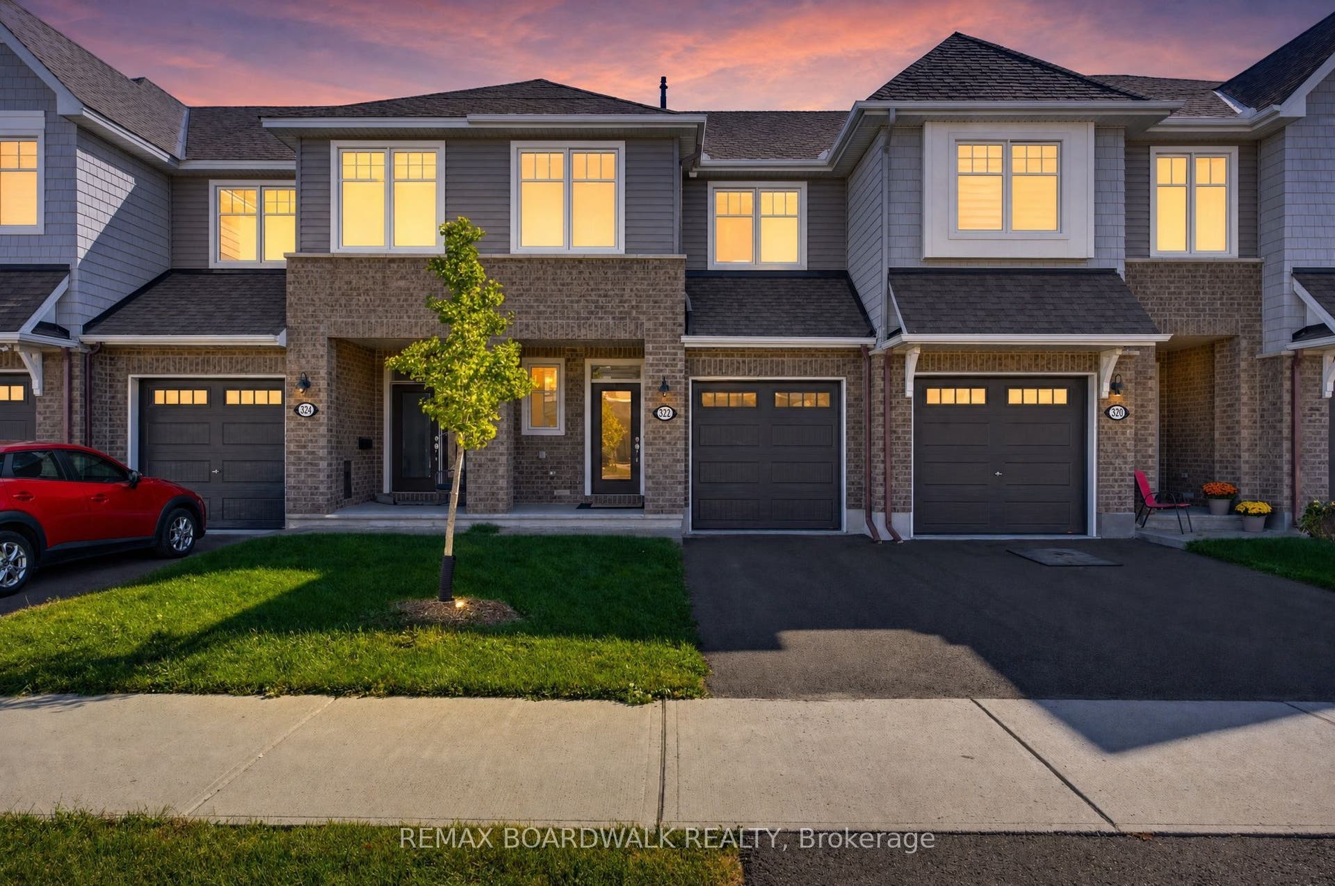 322 Cosanti Drive, Stittsville - Munster - Richmond, Ottawa ON K2S 2W6 322 Cosanti Drive, Stittsville - Munster - Richmond, Ottawa ON K2S 2W6
