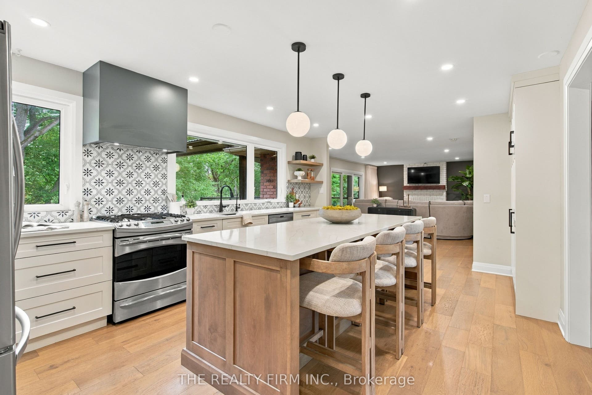 Fully renovated kitchen with quartz countertops