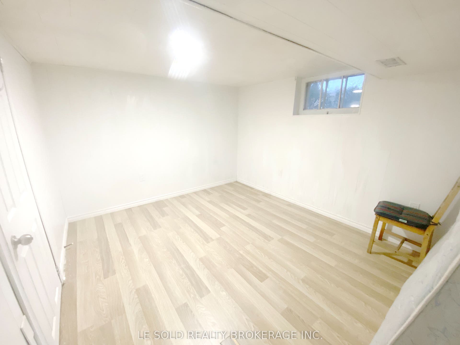 112 Leland Street, Bsmt Room #2, Hamilton, Hamilton ON L8S 3A2
