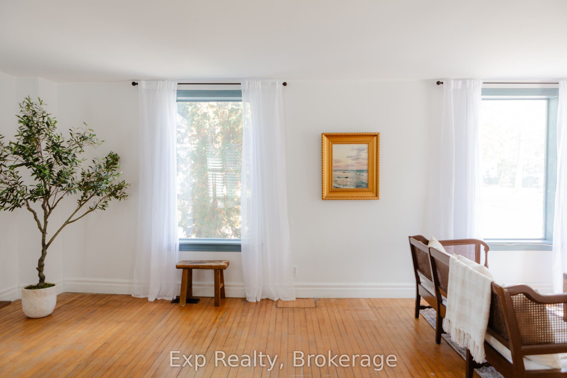 112 Front Street W, Stirling-Rawdon, Hastings ON K0K 3E0