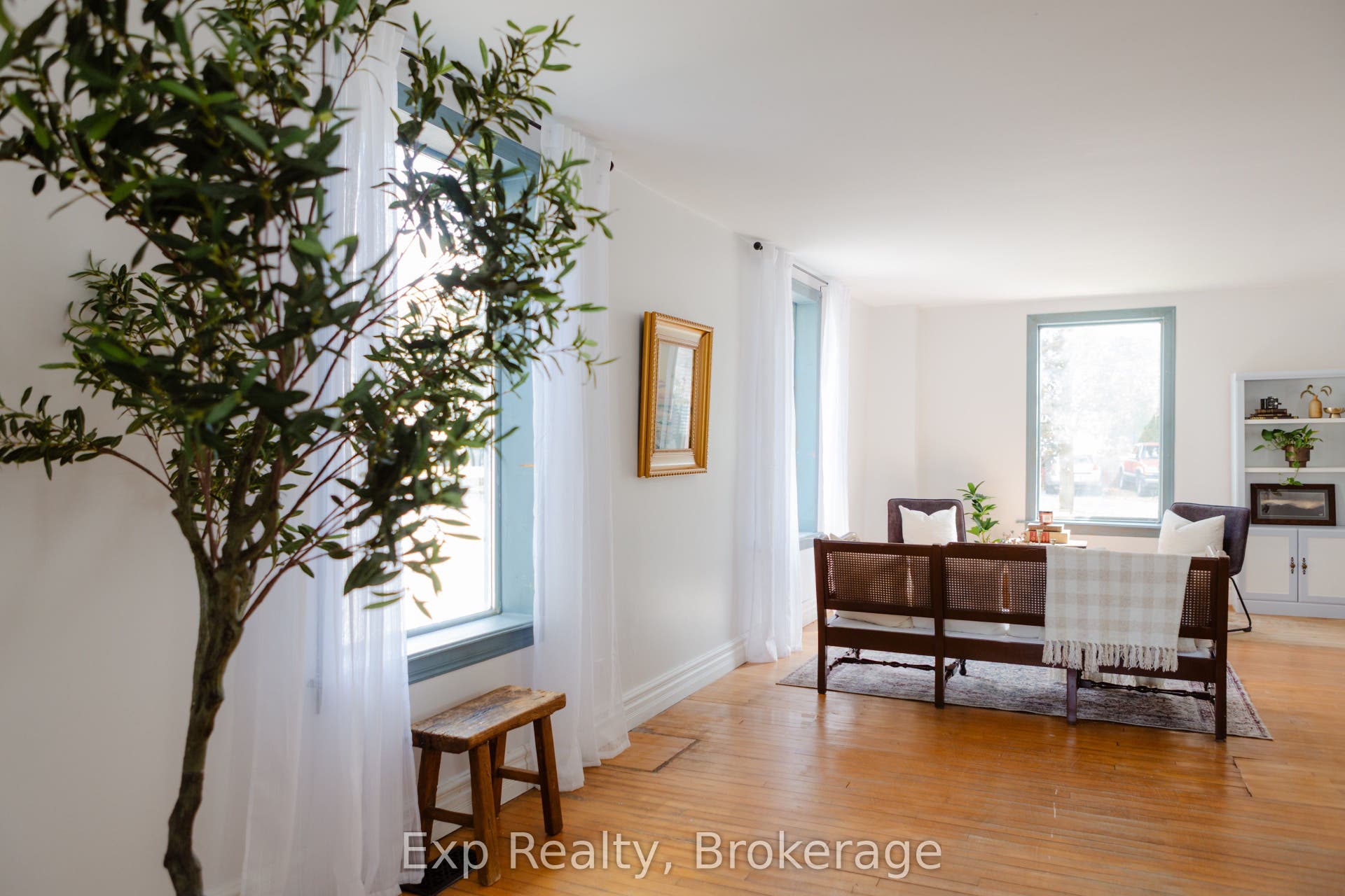 112 Front Street W, Stirling-Rawdon, Hastings ON K0K 3E0