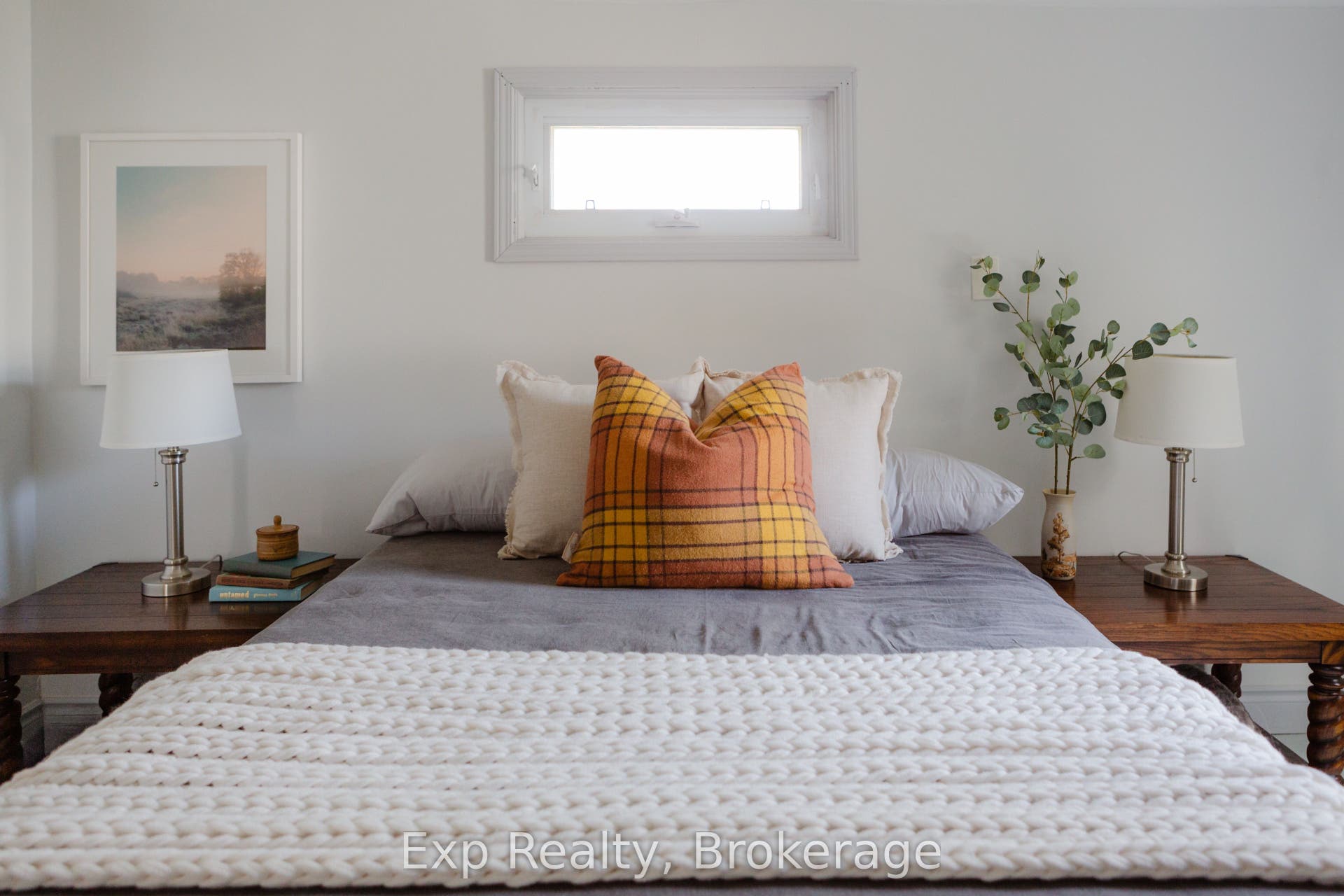 112 Front Street W, Stirling-Rawdon, Hastings ON K0K 3E0