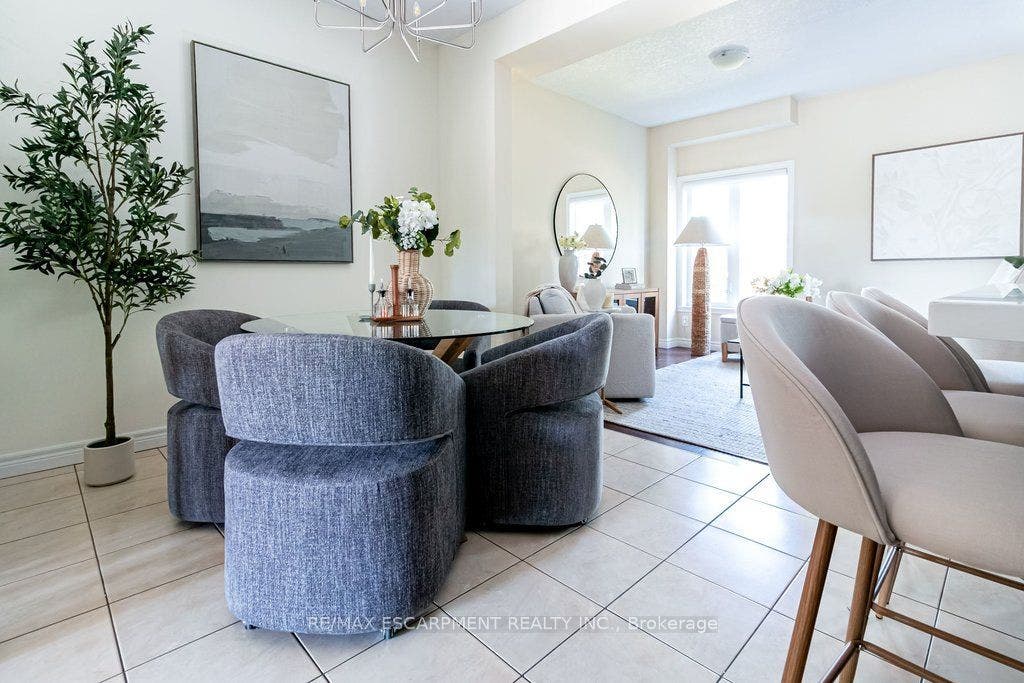 159 Highgate Heights, Hamilton, Hamilton ON L8J 0A3
