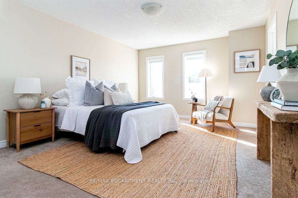 159 Highgate Heights, Hamilton, Hamilton ON L8J 0A3