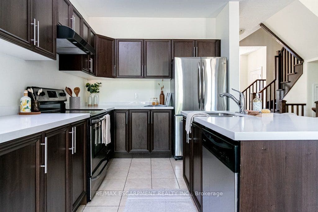 159 Highgate Heights, Hamilton, Hamilton ON L8J 0A3