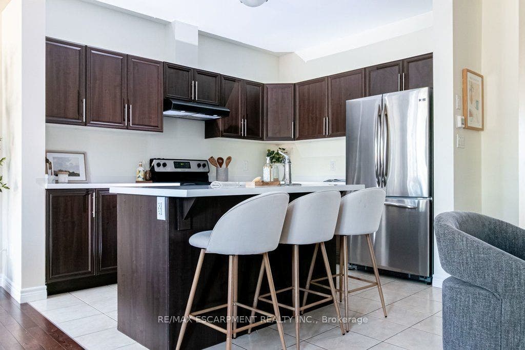 159 Highgate Heights, Hamilton, Hamilton ON L8J 0A3