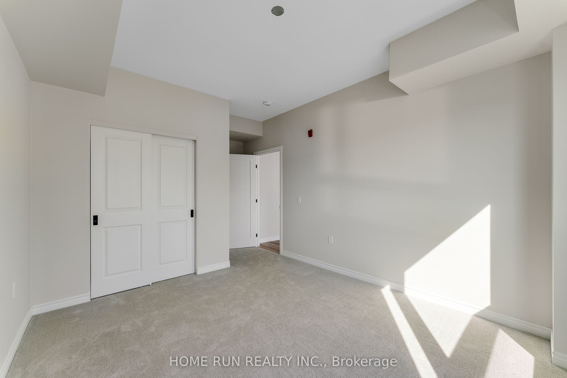 397 Codds Road, #302, Manor Park - Cardinal Glen And Area, Ottawa ON K1K 5C7 397 Codds Road, #302, Manor Park - Cardinal Glen And Area, Ottawa ON K1K 5C7