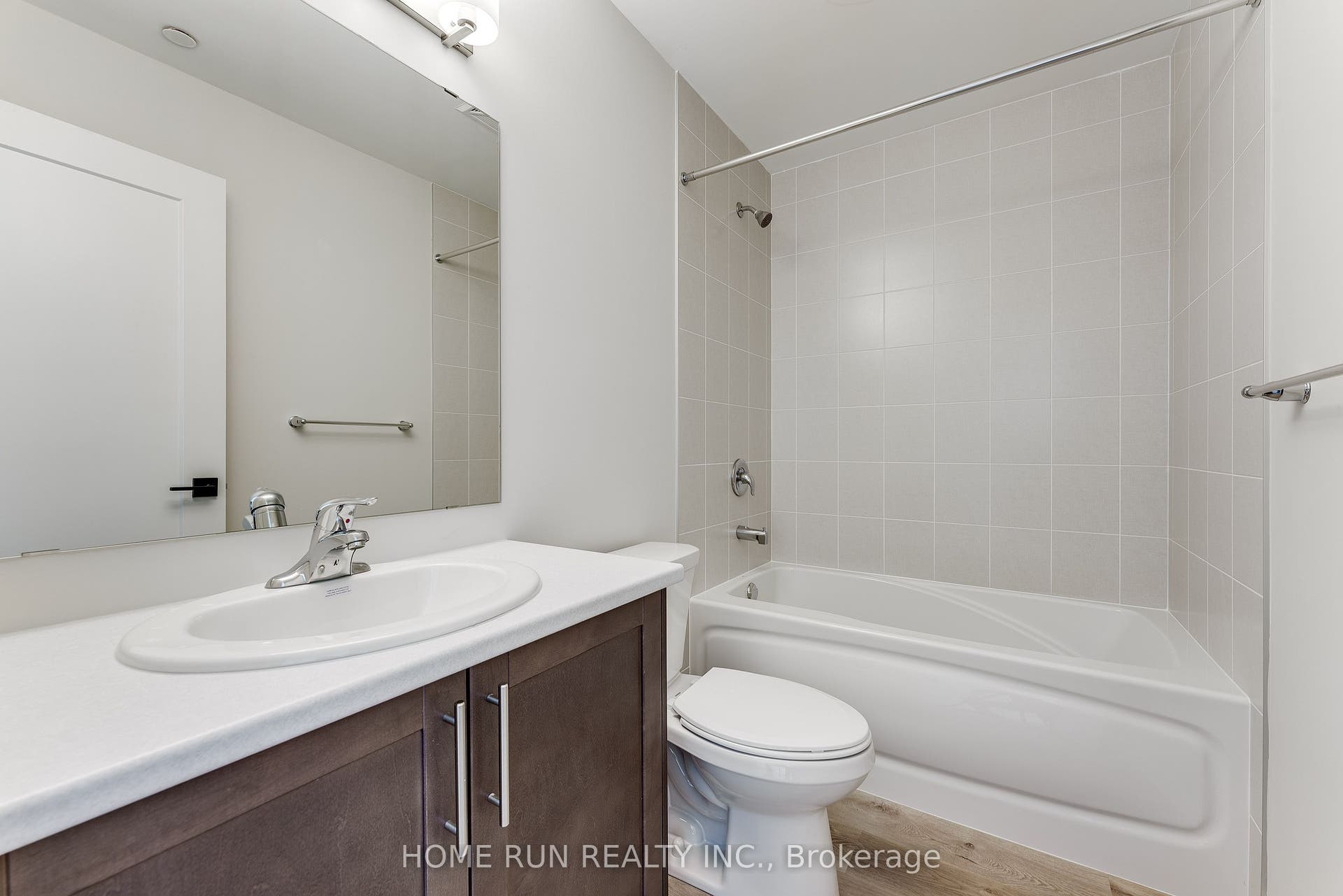 397 Codds Road, #302, Manor Park - Cardinal Glen And Area, Ottawa ON K1K 5C7 397 Codds Road, #302, Manor Park - Cardinal Glen And Area, Ottawa ON K1K 5C7