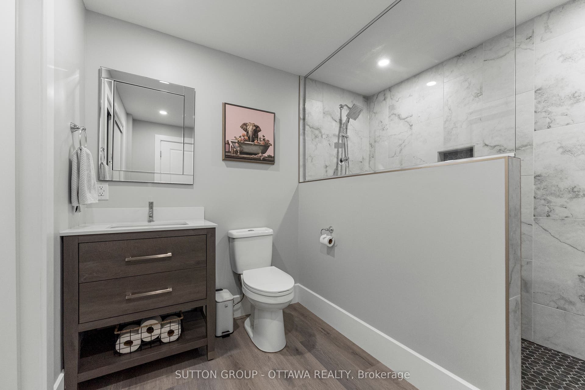 571 Egret Way, Barrhaven, Ottawa ON K2J 0E3 571 Egret Way, Barrhaven, Ottawa ON K2J 0E3
