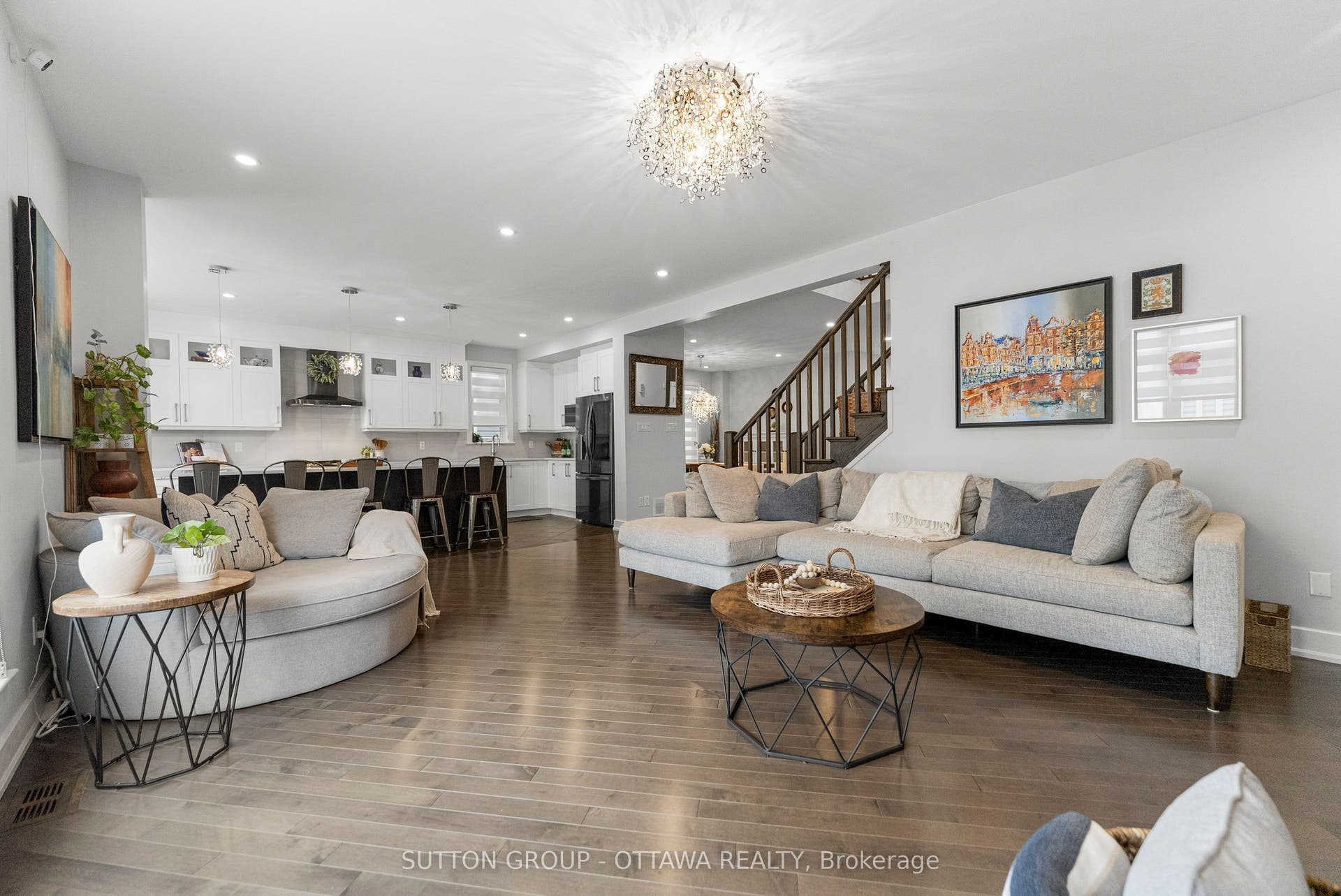 571 Egret Way, Barrhaven, Ottawa ON K2J 0E3 571 Egret Way, Barrhaven, Ottawa ON K2J 0E3