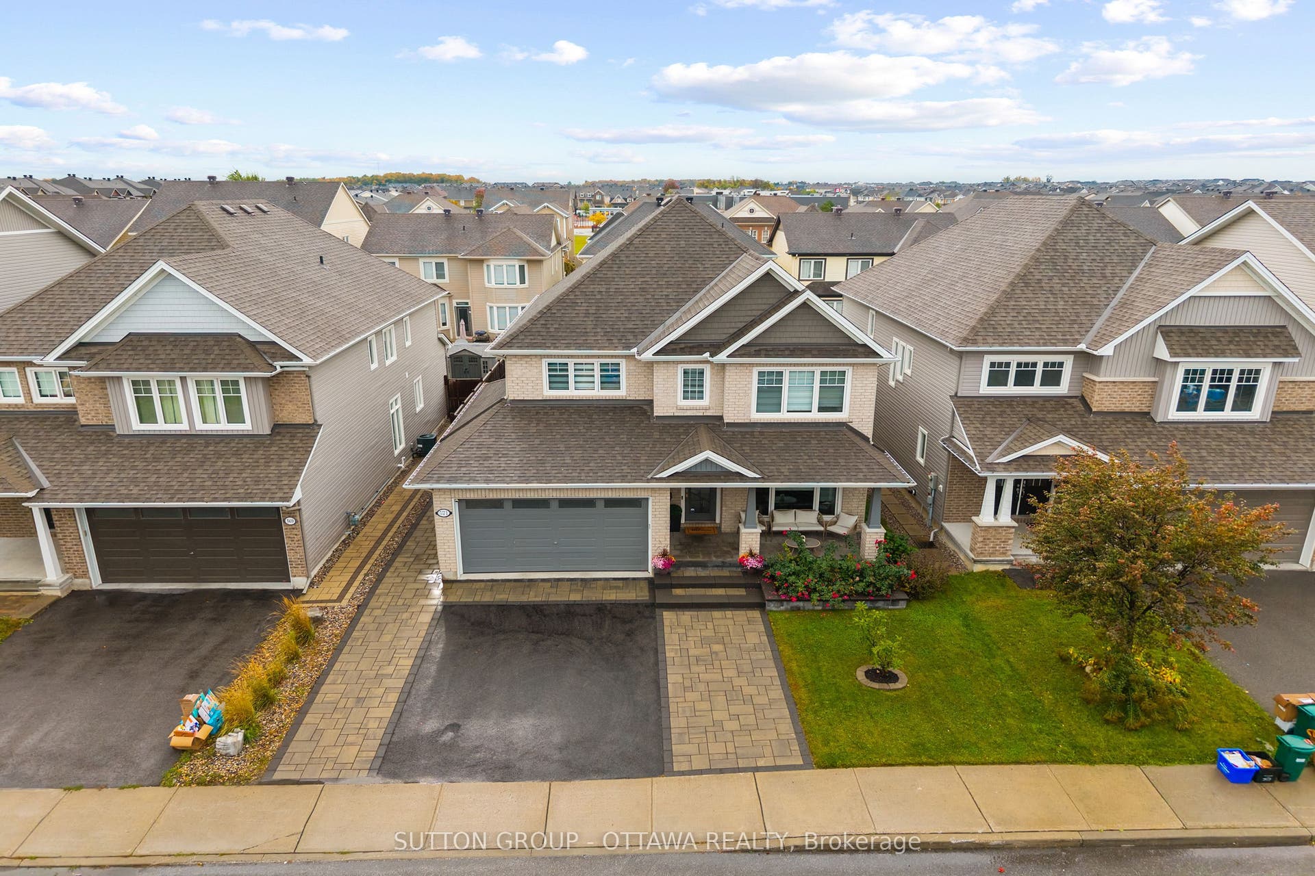 571 Egret Way, Barrhaven, Ottawa ON K2J 0E3 571 Egret Way, Barrhaven, Ottawa ON K2J 0E3