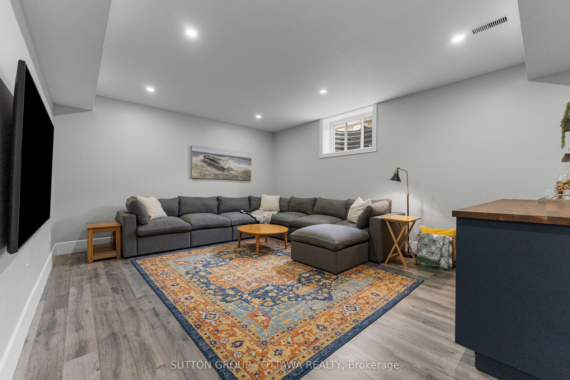 571 Egret Way, Barrhaven, Ottawa ON K2J 0E3 571 Egret Way, Barrhaven, Ottawa ON K2J 0E3