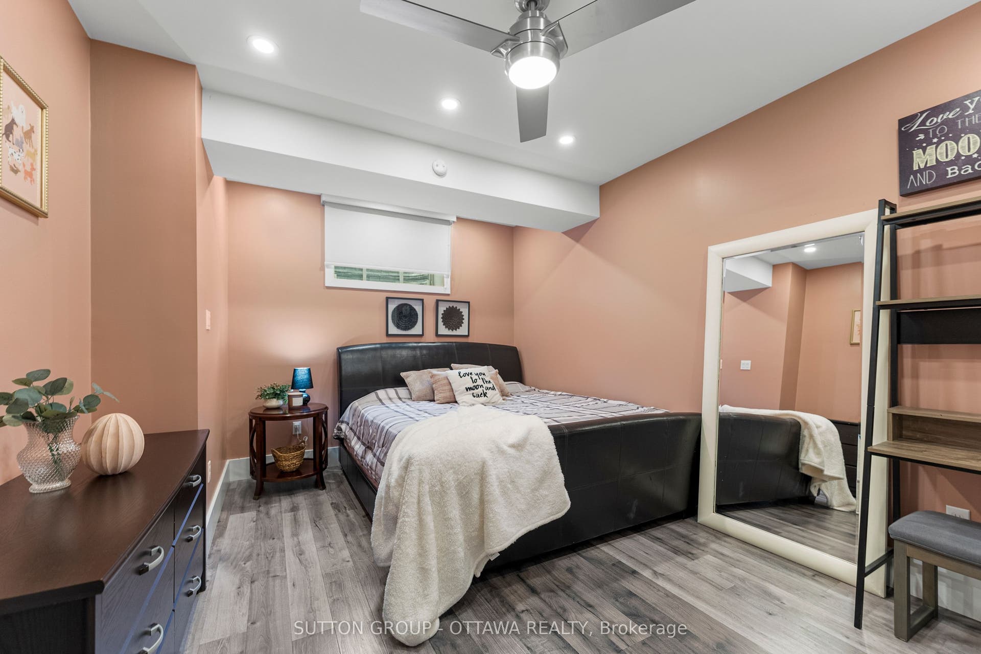 571 Egret Way, Barrhaven, Ottawa ON K2J 0E3 571 Egret Way, Barrhaven, Ottawa ON K2J 0E3