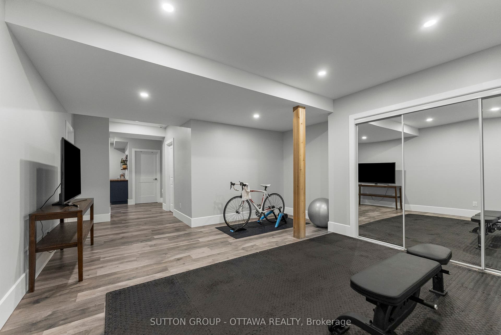 571 Egret Way, Barrhaven, Ottawa ON K2J 0E3 571 Egret Way, Barrhaven, Ottawa ON K2J 0E3