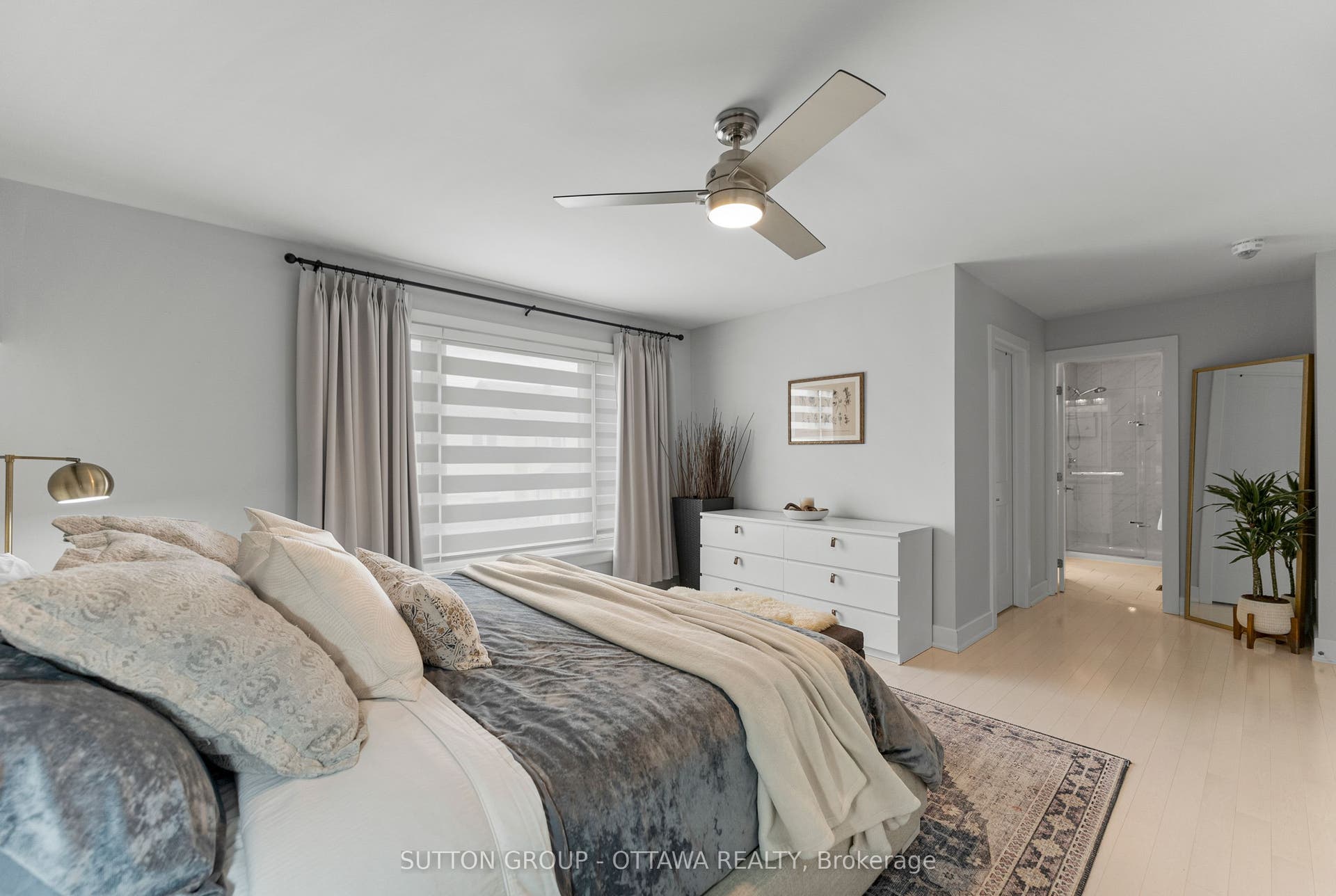 571 Egret Way, Barrhaven, Ottawa ON K2J 0E3 571 Egret Way, Barrhaven, Ottawa ON K2J 0E3