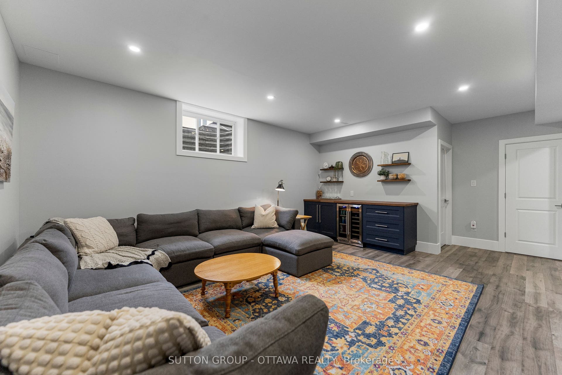 571 Egret Way, Barrhaven, Ottawa ON K2J 0E3 571 Egret Way, Barrhaven, Ottawa ON K2J 0E3