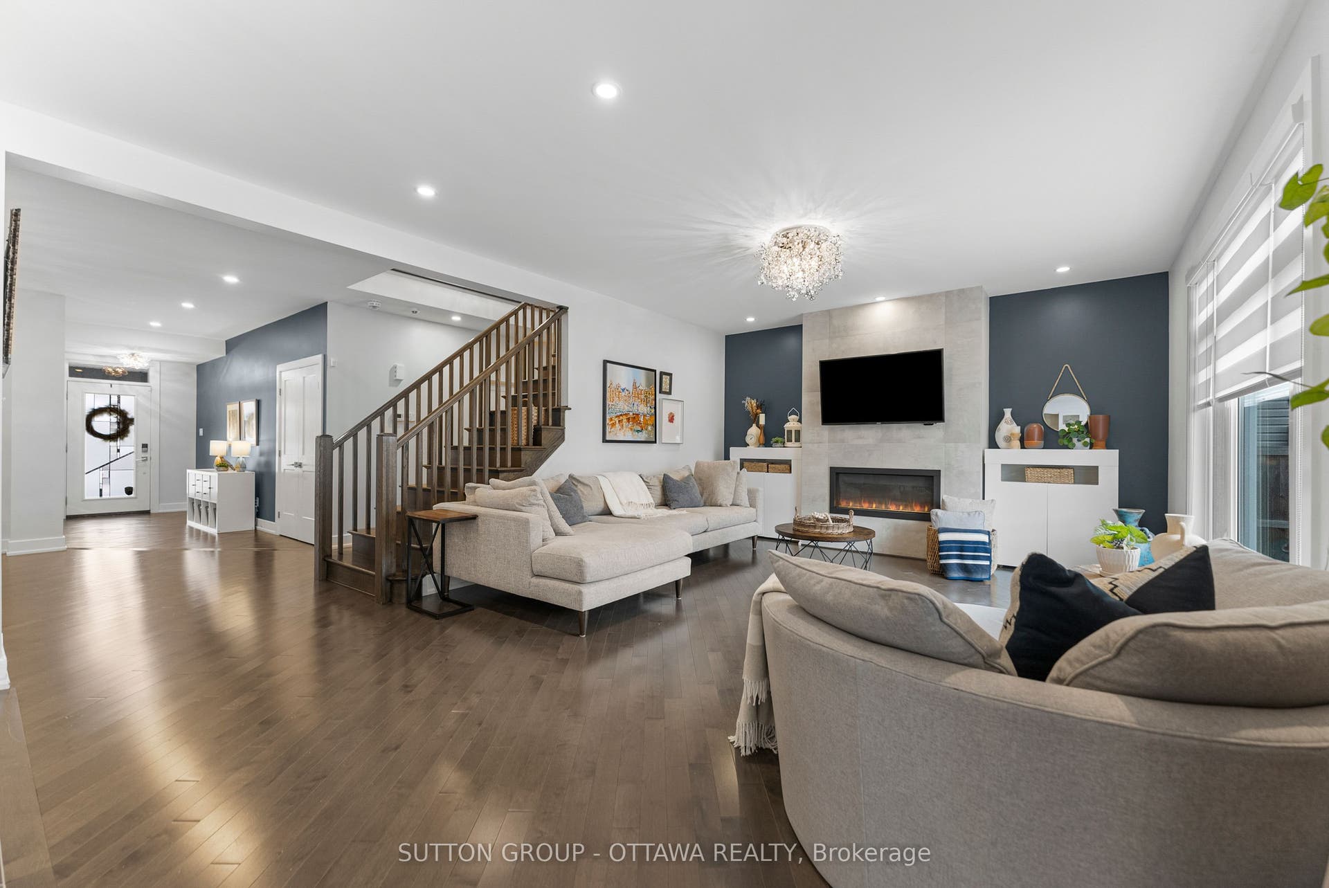 571 Egret Way, Barrhaven, Ottawa ON K2J 0E3 571 Egret Way, Barrhaven, Ottawa ON K2J 0E3