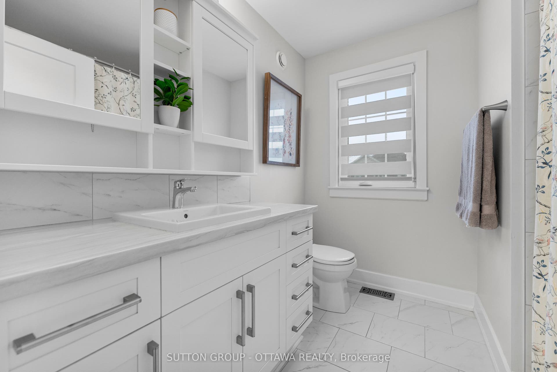 571 Egret Way, Barrhaven, Ottawa ON K2J 0E3 571 Egret Way, Barrhaven, Ottawa ON K2J 0E3