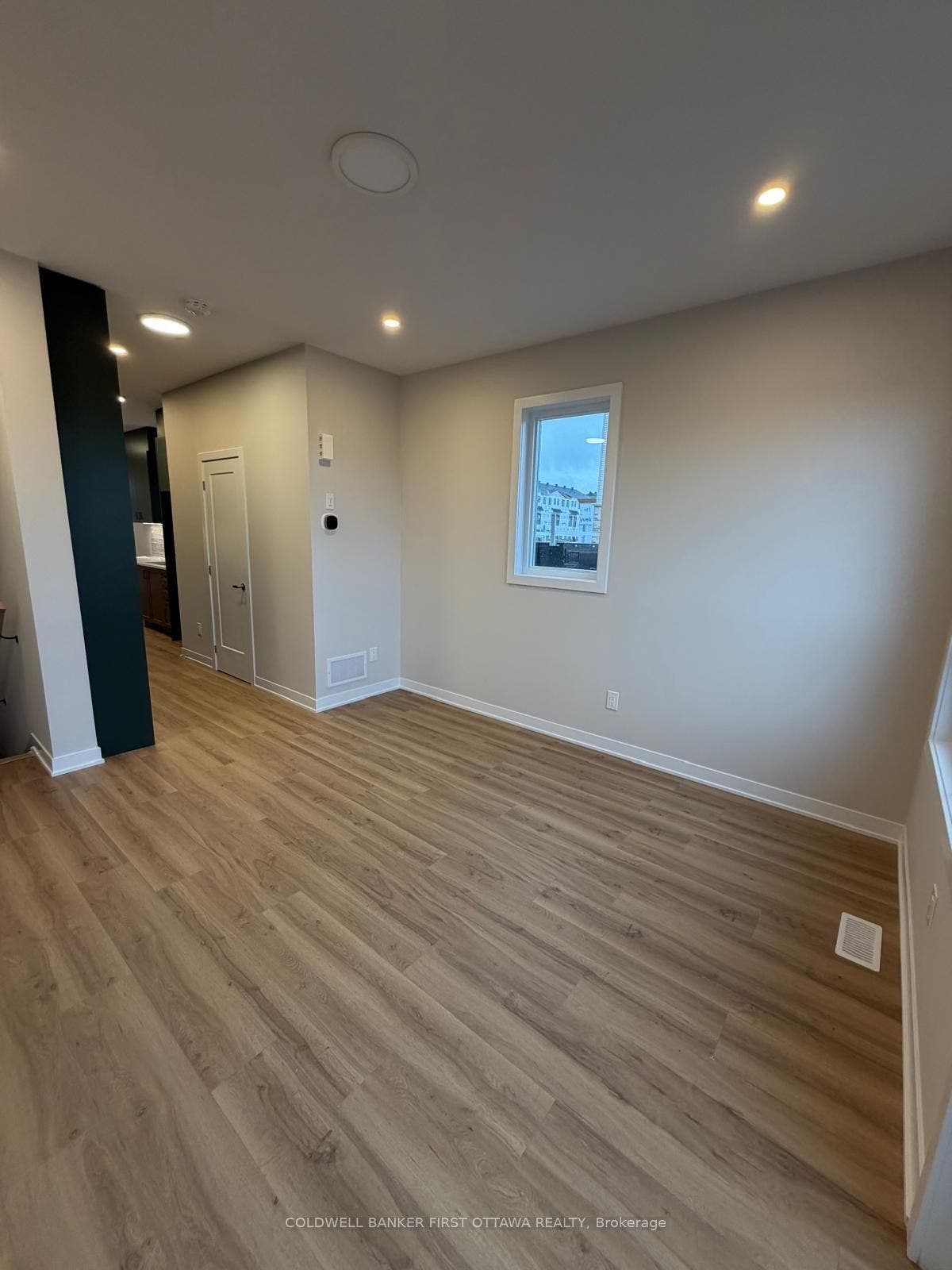 330 Stargrass Private, Barrhaven, Ottawa ON K2J 6R8 330 Stargrass Private, Barrhaven, Ottawa ON K2J 6R8