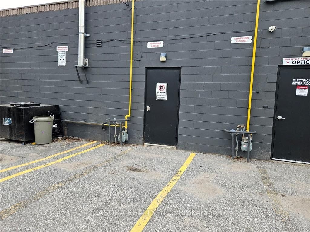 1050 KING Street, #3, Hamilton, Hamilton ON L8S 1L5