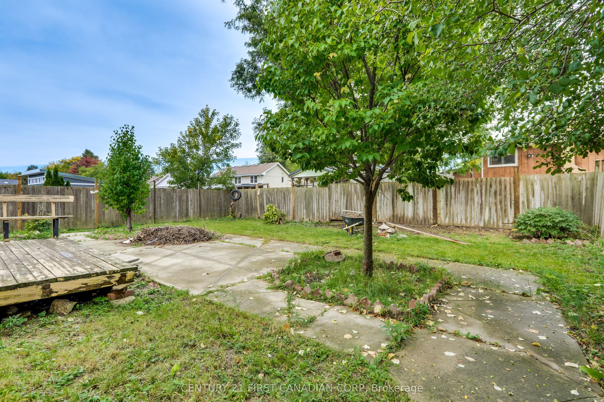 63 Renny Crescent, #MAIN, London South, Middlesex ON N6E 2C4