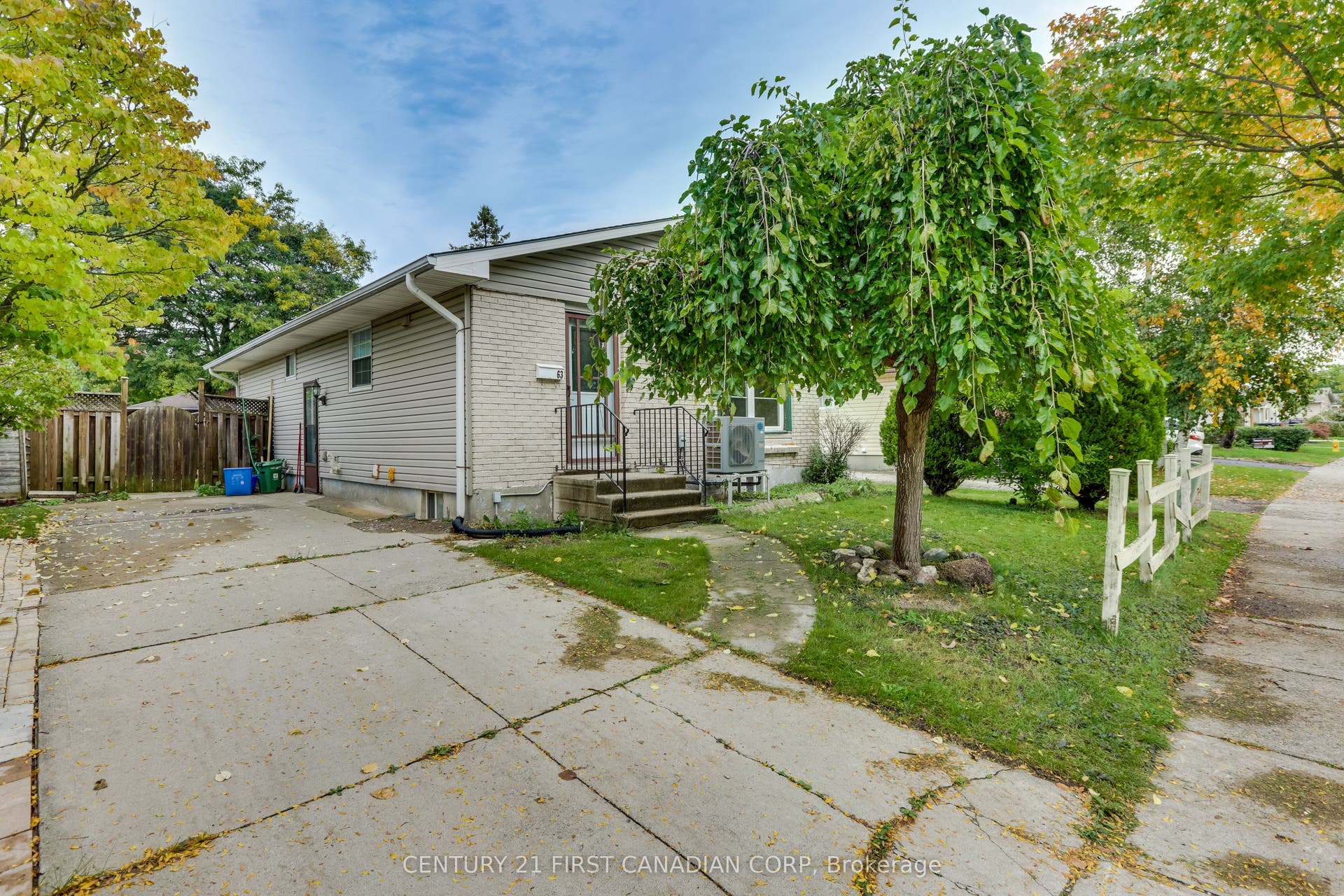 63 Renny Crescent, #MAIN, London South, Middlesex ON N6E 2C4