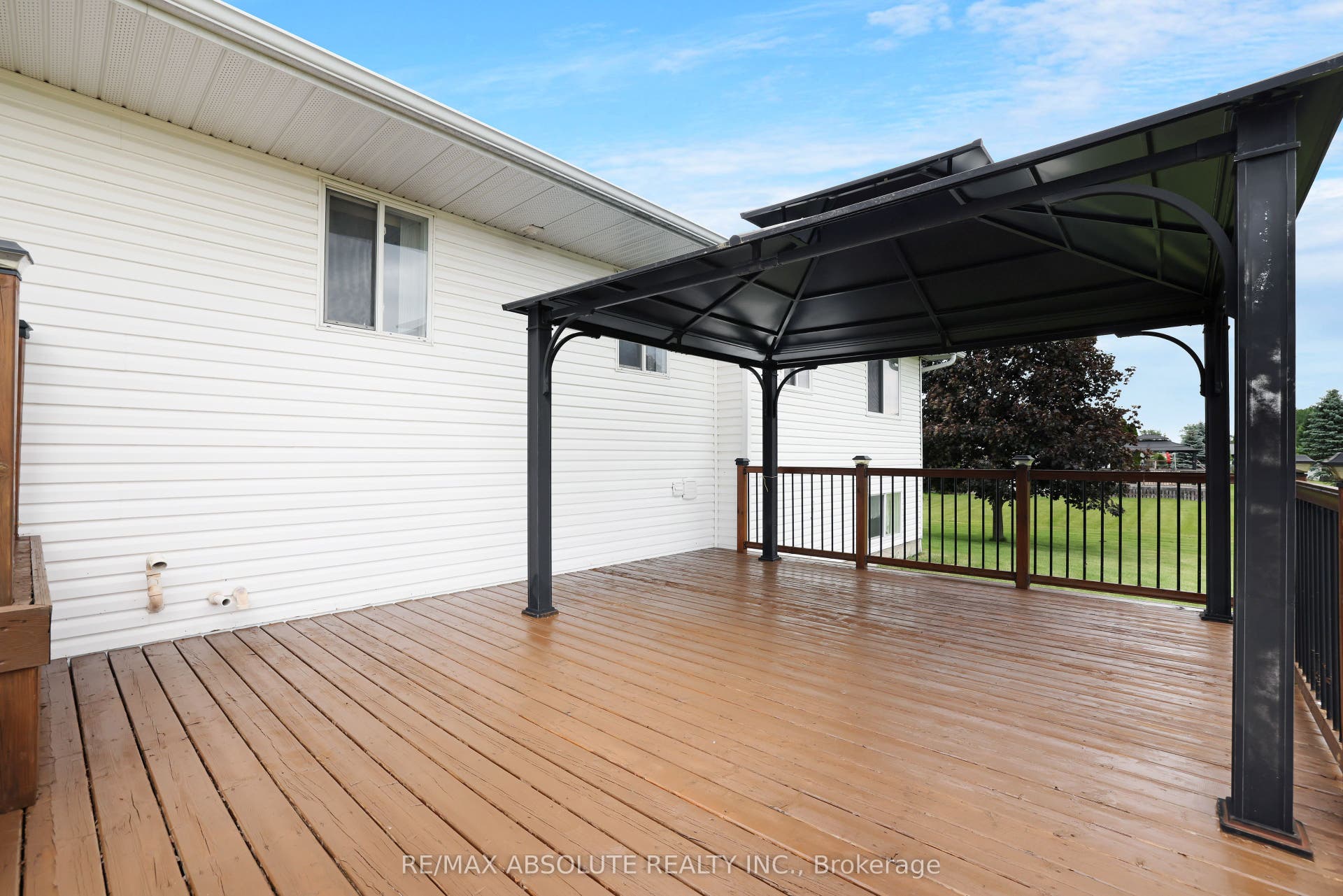 14 Riley Crescent, McNab/Braeside, Renfrew ON K7S 3G8
