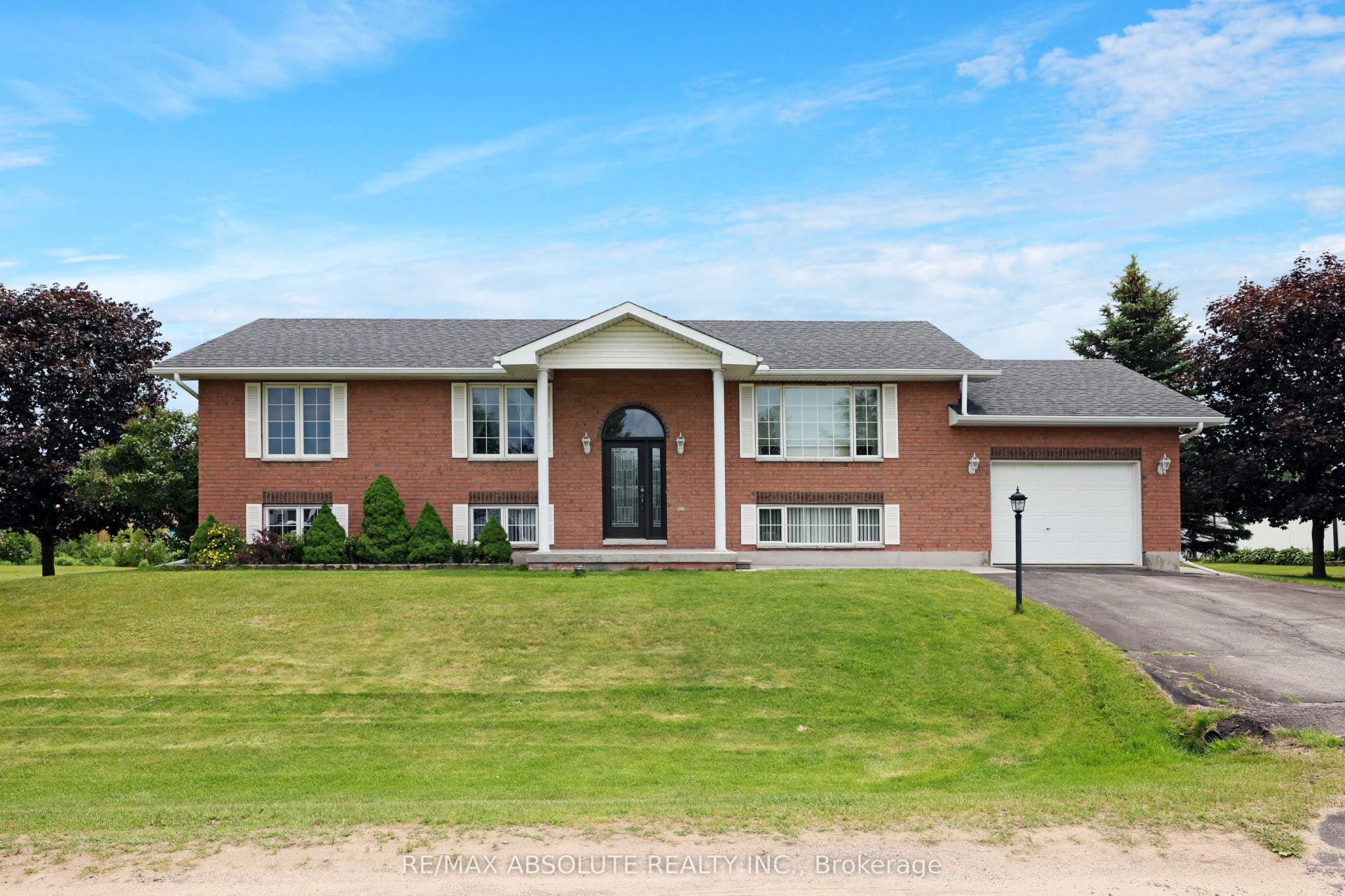 14 Riley Crescent, McNab/Braeside, Renfrew ON K7S 3G8