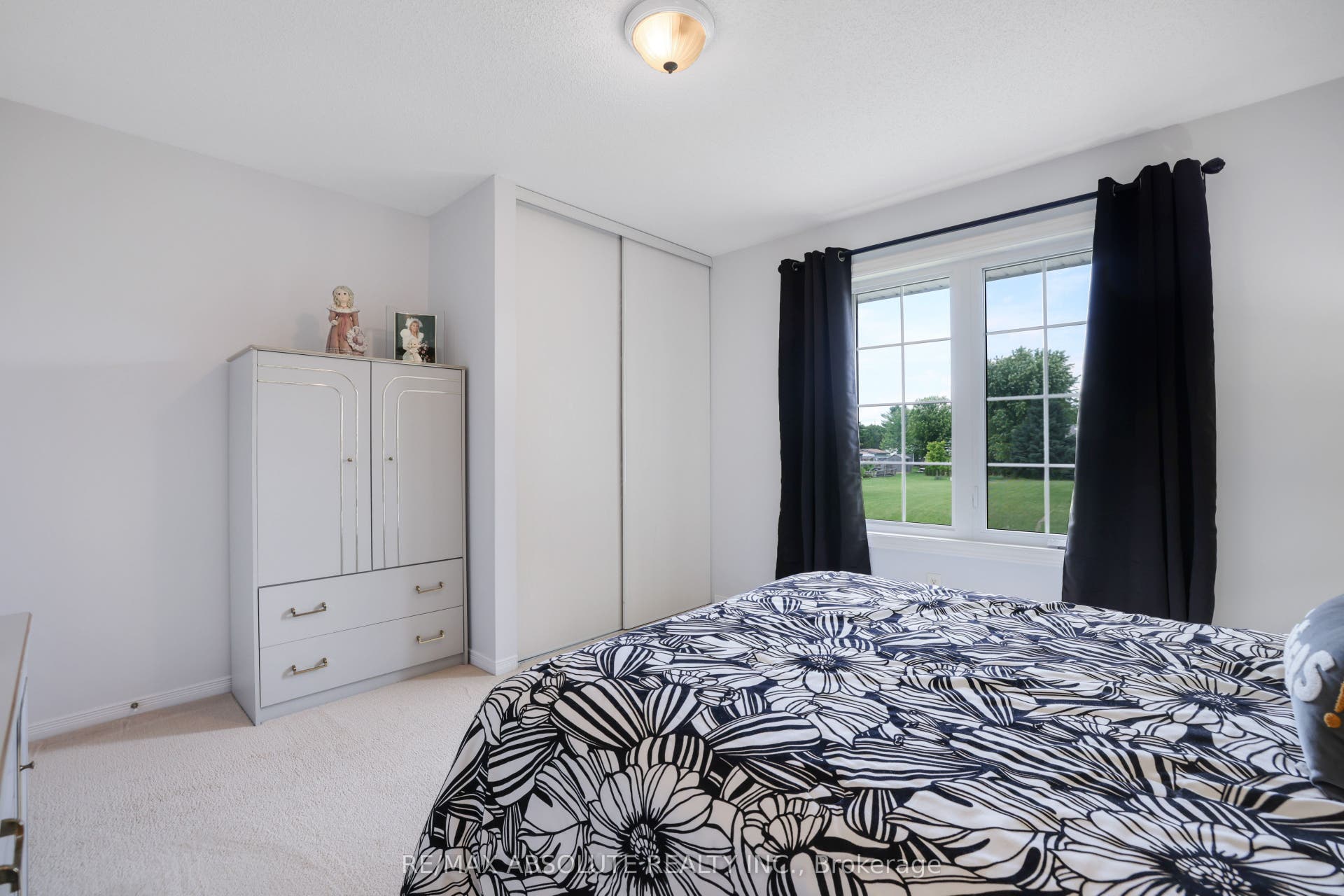 14 Riley Crescent, McNab/Braeside, Renfrew ON K7S 3G8