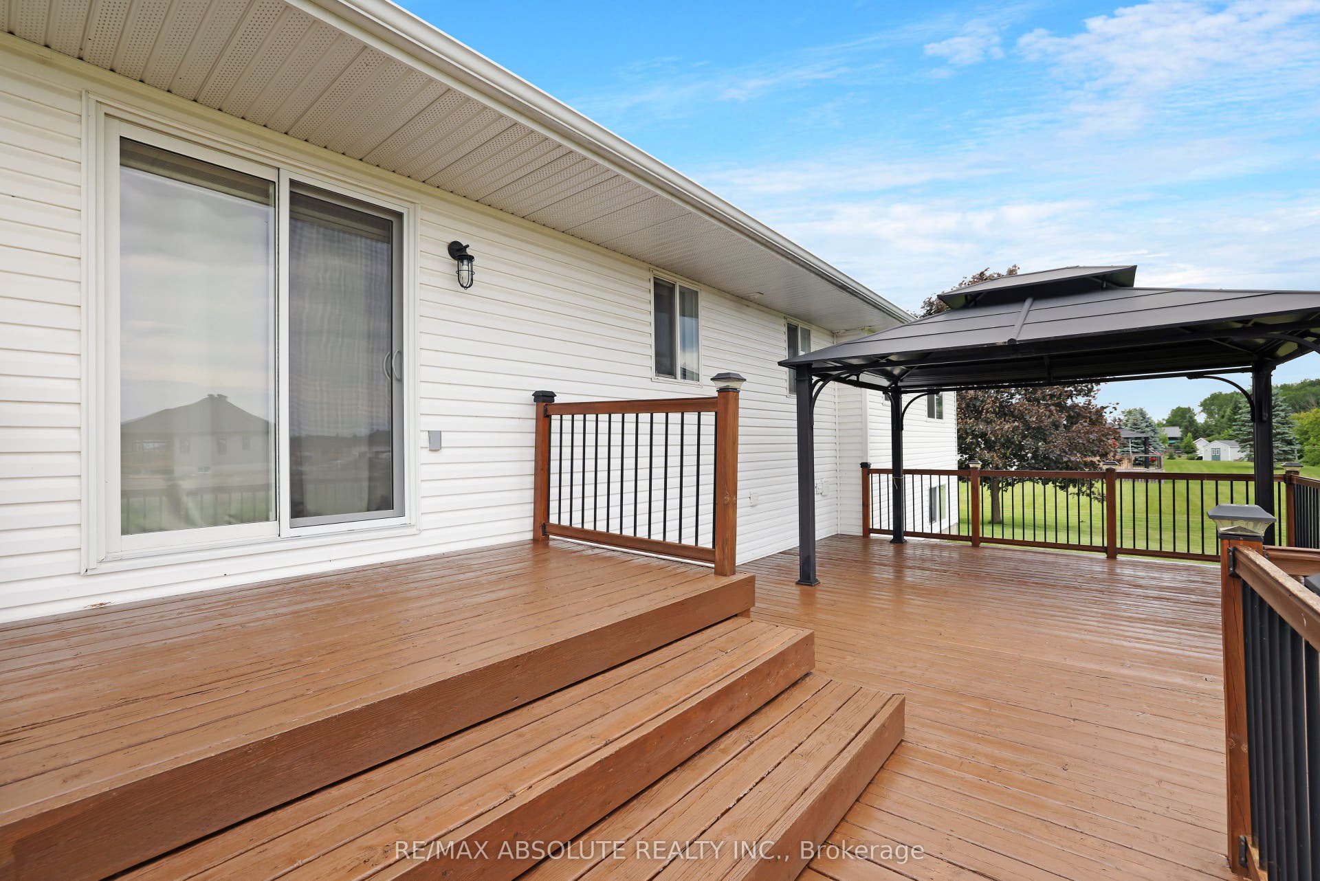 14 Riley Crescent, McNab/Braeside, Renfrew ON K7S 3G8