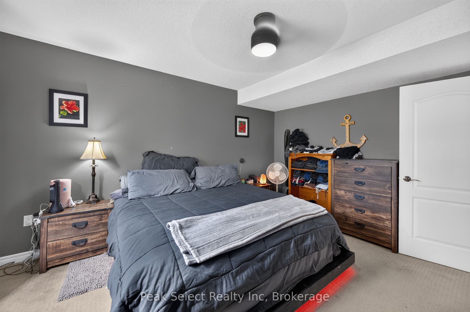 88 Saxonville Court, Strathroy-Caradoc, Middlesex ON N7G 4M1